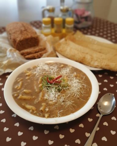 Zdjęcie - Makaron z fasolą /Pasta e fagioli - Przepisy kulinarne ze zdjęciami