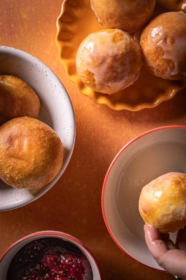 Zdjęcie - Domowe pączki z air fryera - Przepisy kulinarne ze zdjęciami