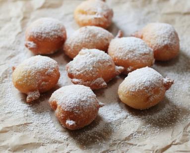 Zdjęcie - Castagnole – włoskie słodkości karnawałowe - Przepisy kulinarne ze zdjęciami