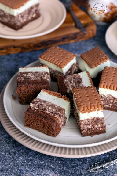 Zdjęcie - Ciasto Pierzynka - Przepisy kulinarne ze zdjęciami