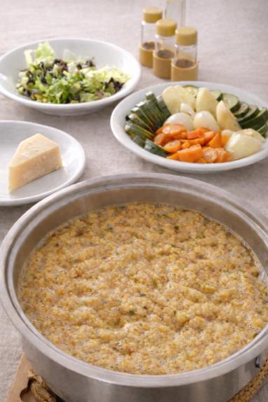 Zdjęcie: Passatelli in brodo /serowe kluseczki w rosole Zdjęcie - Passatelli in brodo /serowe kluseczki w rosole - Przepisy kulinarne ze zdjęciami