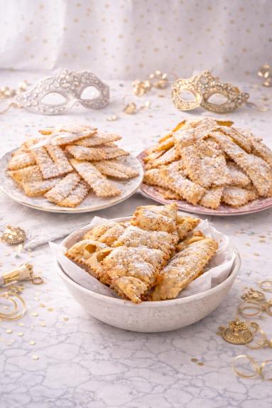 Zdjęcie - Faworki włoskie /Chiacchiere - Przepisy kulinarne ze zdjęciami