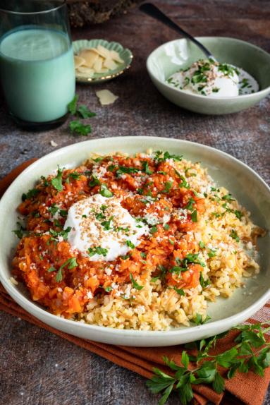 Zdjęcie: Gulasz z soczewicy z kaszą bulgur Zdjęcie - Gulasz z soczewicy z kaszą bulgur - Przepisy kulinarne ze zdjęciami