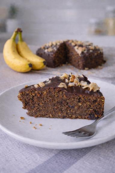 Zdjęcie - Ciasto czekoladowo-gryczane  z bananem - Przepisy kulinarne ze zdjęciami
