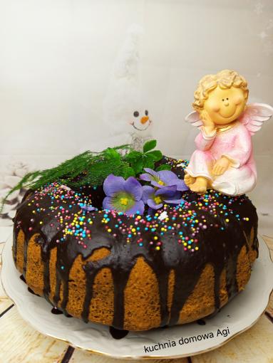 Zdjęcie - Wilgotna babka na oleju i śmietanie z makiem - Przepisy kulinarne ze zdjęciami