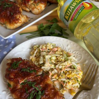 Zdjęcie - Filet z kurczaka zapiekany w airfryerze - Przepisy kulinarne ze zdjęciami