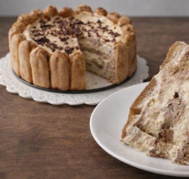 Zdjęcie - Tort Tiramisu /klasyka włoskiej kuchni/ - Przepisy kulinarne ze zdjęciami