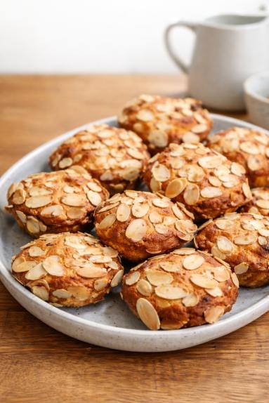 Zdjęcie - Ciasteczka migdałowe  /low carb / - Przepisy kulinarne ze zdjęciami