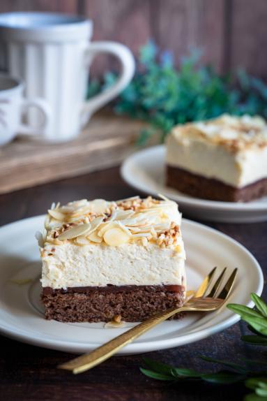 Zdjęcie - Kostka malinowo &ndash; ajerkoniakowa - Przepisy kulinarne ze zdjęciami