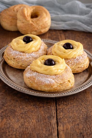 Zdjęcie - Zeppole di San Giuseppe - Przepisy kulinarne ze zdjęciami