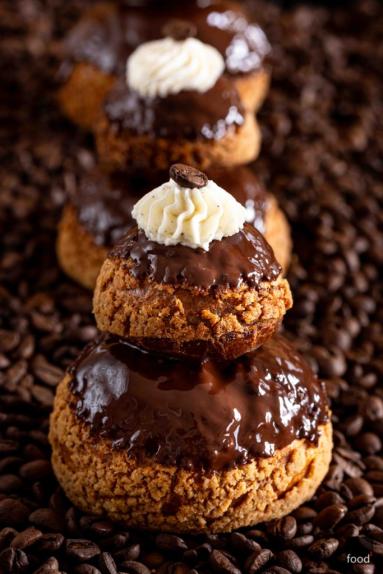 Zdjęcie: Religieuse au café – francuskie ptysie z kremem kawowym Zdjęcie - Religieuse au café – francuskie ptysie z kremem kawowym - Przepisy kulinarne ze zdjęciami