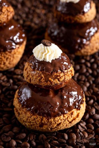 Zdjęcie: Religieuse au café – francuskie ptysie z kremem kawowym Zdjęcie - Religieuse au café – francuskie ptysie z kremem kawowym - Przepisy kulinarne ze zdjęciami