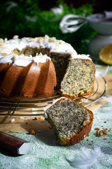 Zdjęcie - Babka makowa - Przepisy kulinarne ze zdjęciami