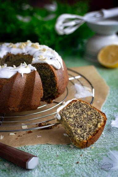 Zdjęcie - Babka makowa - Przepisy kulinarne ze zdjęciami