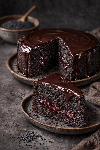 Zdjęcie - Babka makowa z powidłami - Przepisy kulinarne ze zdjęciami