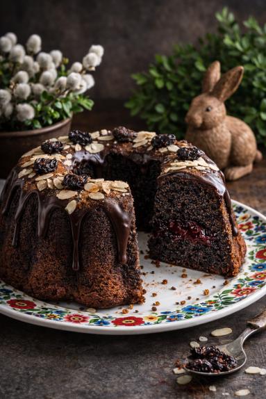Zdjęcie - Babka makowa z powidłami - Przepisy kulinarne ze zdjęciami