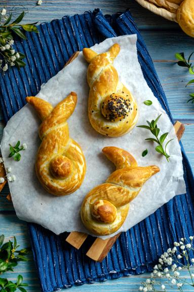 Zdjęcie - Bułeczki &bdquo;Zajączki&rdquo; - Przepisy kulinarne ze zdjęciami