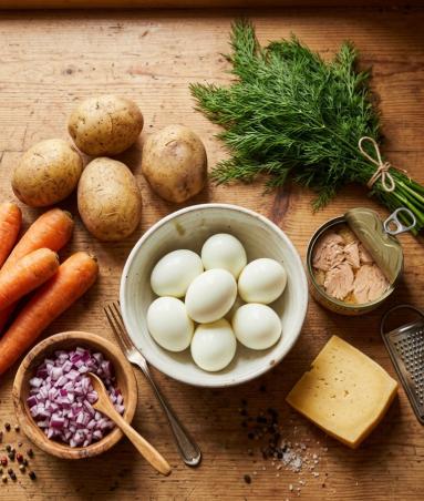 Zdjęcie - Sałatka  "Mimoza" - Przepisy kulinarne ze zdjęciami