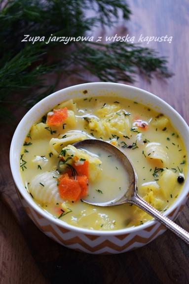 Zdjęcie - Zupa jarzynowa z włoską kapustą - Napiecyku - Przepisy kulinarne ze zdjęciami