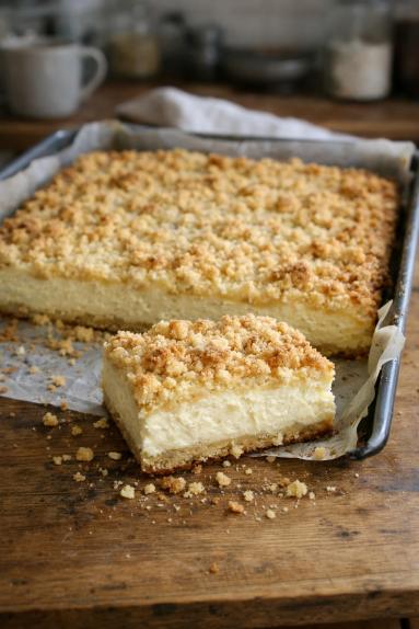 Zdjęcie - Sernik jogurtowy (bez sera) - Przepisy kulinarne ze zdjęciami