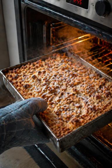 Zdjęcie - Szarlotka Kr&oacute;lewska z budyniem - Przepisy kulinarne ze zdjęciami