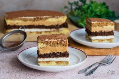 Zdjęcie - Ciasto a&rsquo;la Tiramisu - Przepisy kulinarne ze zdjęciami