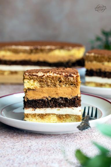 Zdjęcie - Ciasto a&rsquo;la Tiramisu - Przepisy kulinarne ze zdjęciami