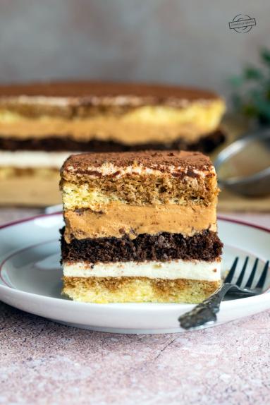 Zdjęcie - Ciasto a&rsquo;la Tiramisu - Przepisy kulinarne ze zdjęciami