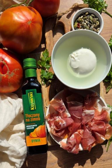 Zdjęcie: Sałatka w 5 minut z szynką parmeńską i burratą Zdjęcie - Sałatka w 5 minut z szynką parmeńską i burratą - Przepisy kulinarne ze zdjęciami
