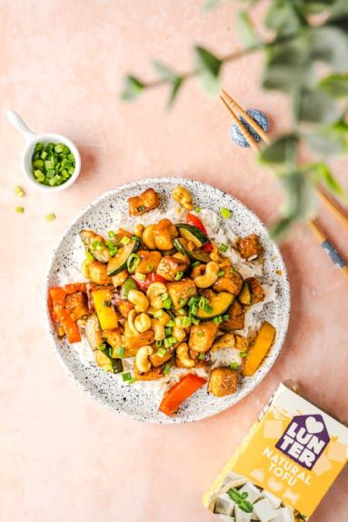 Zdjęcie: Tofu kung pao Zdjęcie - Tofu kung pao - Przepisy kulinarne ze zdjęciami