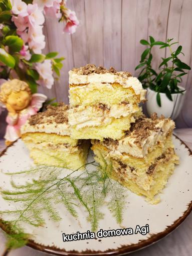 Zdjęcie: Ciasto CHAŁWOWIEC na biszkopcie bez proszku do pieczenia z 5 jaj Zdjęcie - Ciasto CHAŁWOWIEC na biszkopcie bez proszku do pieczenia z 5 jaj - Przepisy kulinarne ze zdjęciami