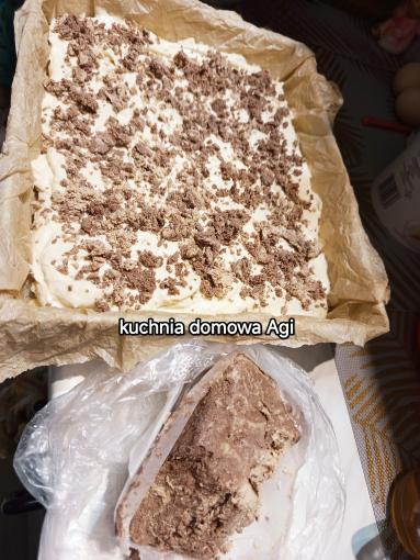Zdjęcie: Ciasto CHAŁWOWIEC na biszkopcie bez proszku do pieczenia z 5 jaj Zdjęcie - Ciasto CHAŁWOWIEC na biszkopcie bez proszku do pieczenia z 5 jaj - Przepisy kulinarne ze zdjęciami