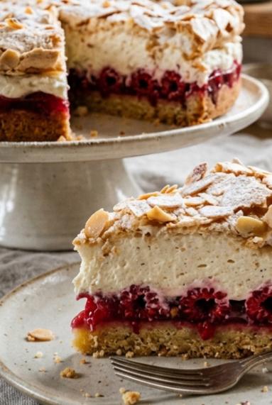 Zdjęcie: Ciasto "Truskawkowa chmurka" Zdjęcie - Ciasto "Truskawkowa chmurka" - Przepisy kulinarne ze zdjęciami
