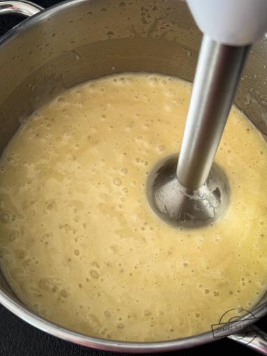 Zdjęcie: Bananowiec z pianką Zdjęcie - Bananowiec z pianką - Przepisy kulinarne ze zdjęciami