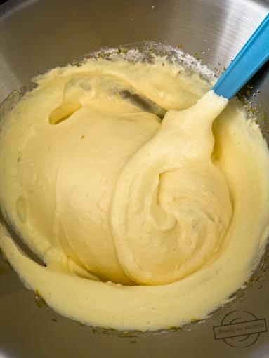 Zdjęcie: Bananowiec z pianką Zdjęcie - Bananowiec z pianką - Przepisy kulinarne ze zdjęciami