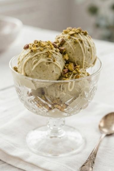 Zdjęcie: Lody domowe-pistacjowe Zdjęcie - Lody domowe-pistacjowe - Przepisy kulinarne ze zdjęciami