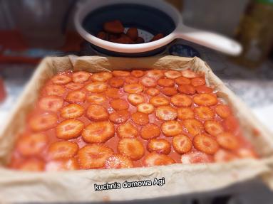 Zdjęcie: Ciasto bez pieczenia ze śmietanką i serkiem MASCARPONE "bananowiec" i "truskawkowe" Zdjęcie - Ciasto bez pieczenia ze śmietanką i serkiem MASCARPONE "bananowiec" i "truskawkowe" - Przepisy kulinarne ze zdjęciami
