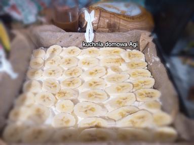 Zdjęcie: Ciasto bez pieczenia ze śmietanką i serkiem MASCARPONE "bananowiec" i "truskawkowe" Zdjęcie - Ciasto bez pieczenia ze śmietanką i serkiem MASCARPONE "bananowiec" i "truskawkowe" - Przepisy kulinarne ze zdjęciami