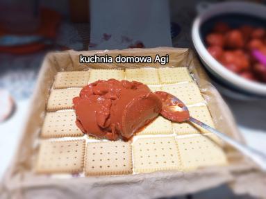 Zdjęcie: Ciasto bez pieczenia ze śmietanką i serkiem MASCARPONE "bananowiec" i "truskawkowe" Zdjęcie - Ciasto bez pieczenia ze śmietanką i serkiem MASCARPONE "bananowiec" i "truskawkowe" - Przepisy kulinarne ze zdjęciami