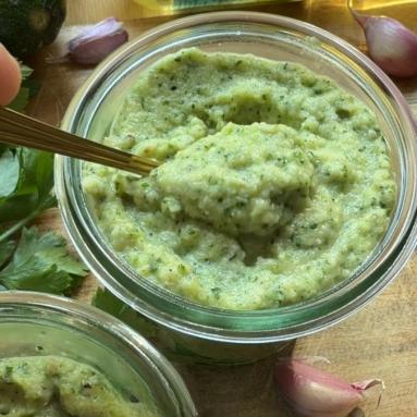 Zdjęcie: Pesto z pieczonej cukinii Zdjęcie - Pesto z pieczonej cukinii - Przepisy kulinarne ze zdjęciami
