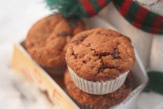 Zdjęcie - Muffinki piernikowe z czekoladą - Przepisy kulinarne ze zdjęciami