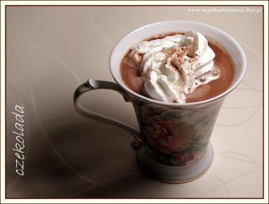 Zdjęcie - Gorąca czekolada cynamonowa  - Przepisy kulinarne ze zdjęciami