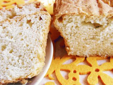 Zdjęcie - Aksamitny chleb z  ricottą  - Przepisy kulinarne ze zdjęciami