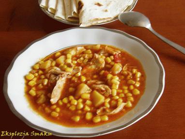 Zdjęcie - Eintopf z kurczaka z  kukurydzą  - Przepisy kulinarne ze zdjęciami