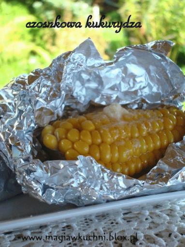 Zdjęcie - Czosnkowa kukurydza  - Przepisy kulinarne ze zdjęciami