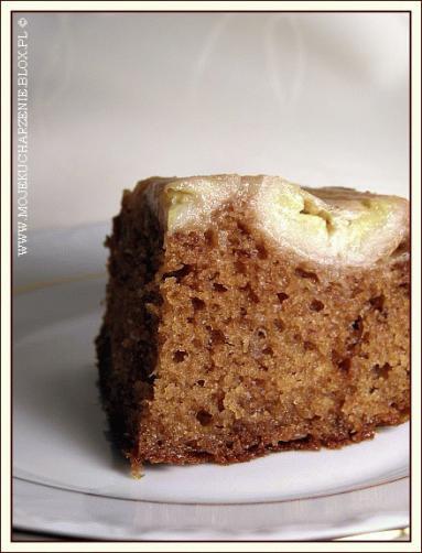 Zdjęcie - Odwrócone ciasto z bananami i syropem klonowym  - Przepisy kulinarne ze zdjęciami