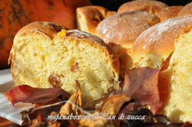 Zdjęcie - Pan di zucca - chlebek dyniowy  - Przepisy kulinarne ze zdjęciami