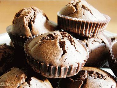 Zdjęcie - Muffinki  czekoladowe  - Przepisy kulinarne ze zdjęciami