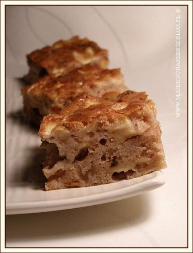 Zdjęcie - Staroświeckie ciasto z jabłkami  - Przepisy kulinarne ze zdjęciami