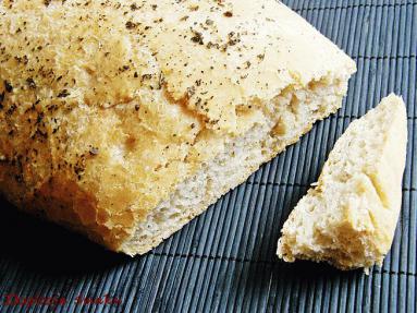 Zdjęcie - Chleb włoski z  ziołami  - Przepisy kulinarne ze zdjęciami